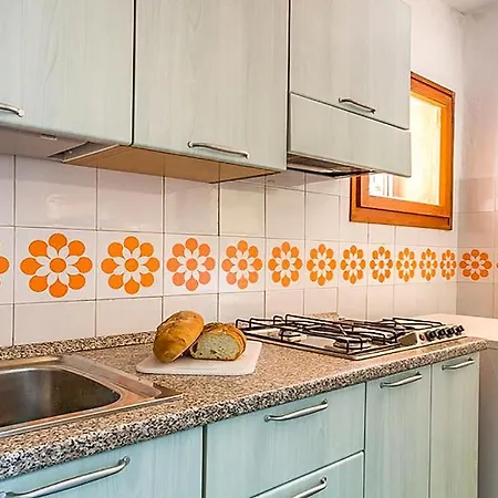 2 Bedroom Stunning In Golfo Di Marinella Marinella (Sardinia)